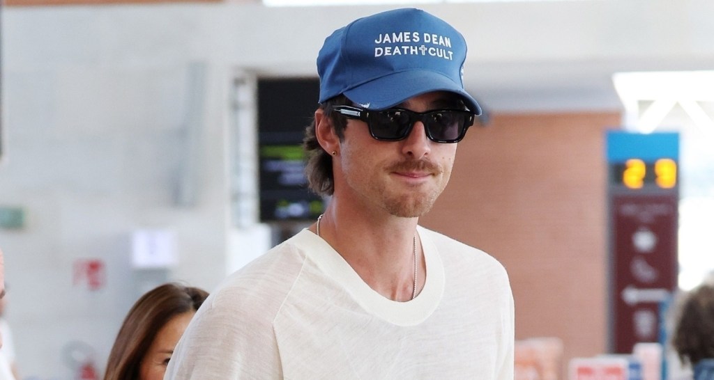 Effortless Chic: Jacob Elordi’s Airport&nbsp;Style