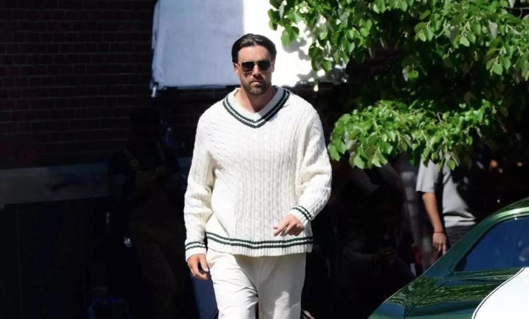 Travis Kelce surprises us with Winning Preppy&nbsp;Look